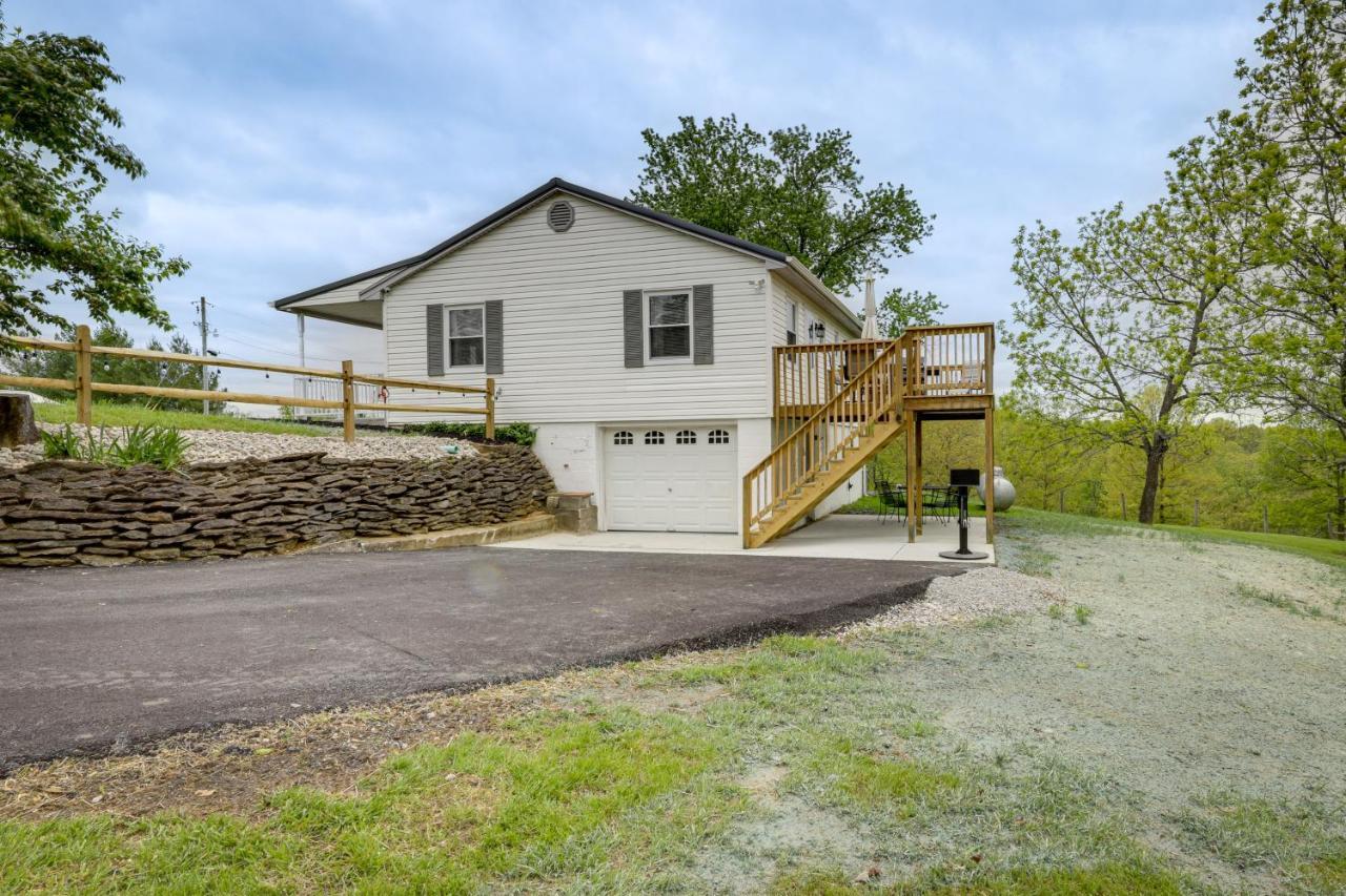 Cozy Kentucky Retreat - Deck, Near Ark Encounter! Villa Dry Ridge Dış mekan fotoğraf